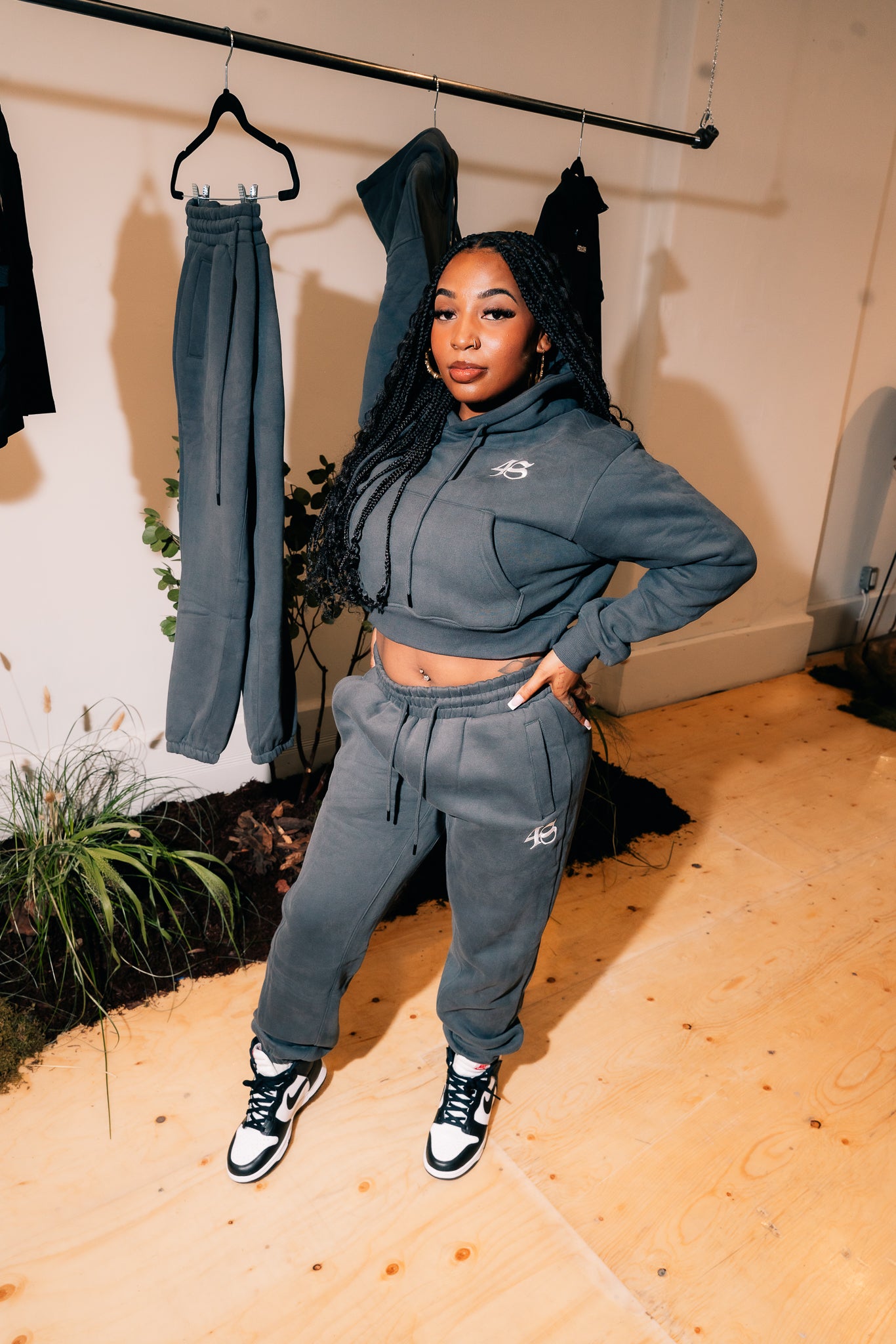 4Studios Wmns Logo Hoodie - Charcoal Grey